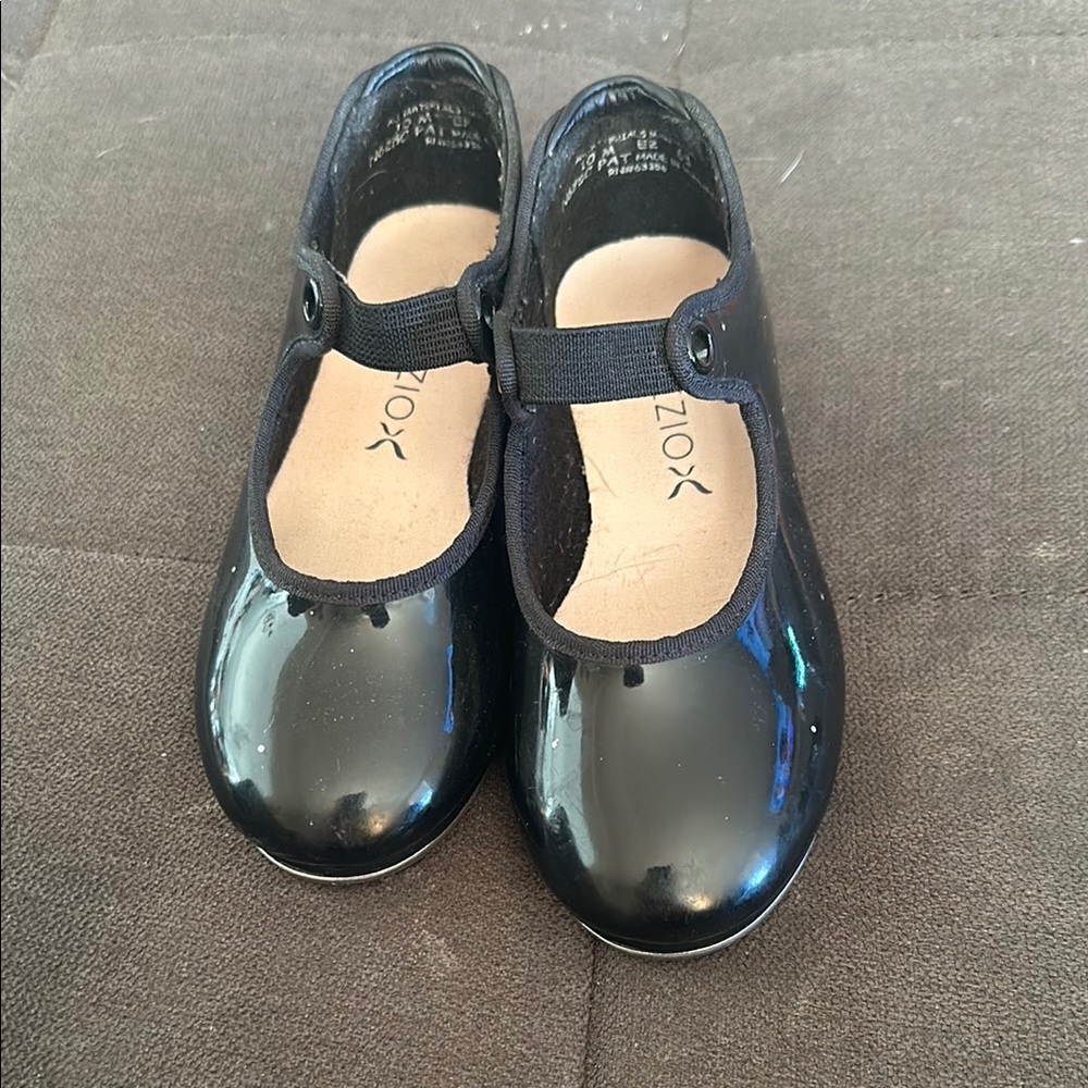 XOXO Kids Black Mary Jane Shoes